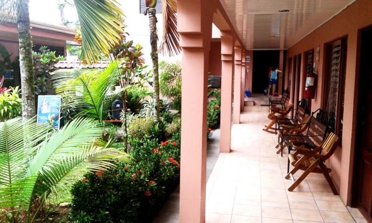 Hotel La Choza Inn La Fortuna Exterior photo